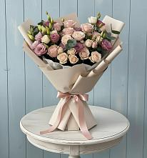 Букет цветов из:  Розы и Лизиантусы в Дмитровское