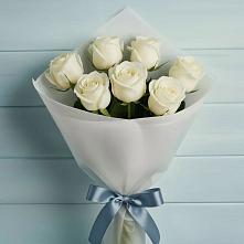 Букет 7 Белых роз Эдлесс Лав в Дмитровское
