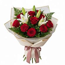 Букет цветов из:  Лилии и Розы в Дмитровское