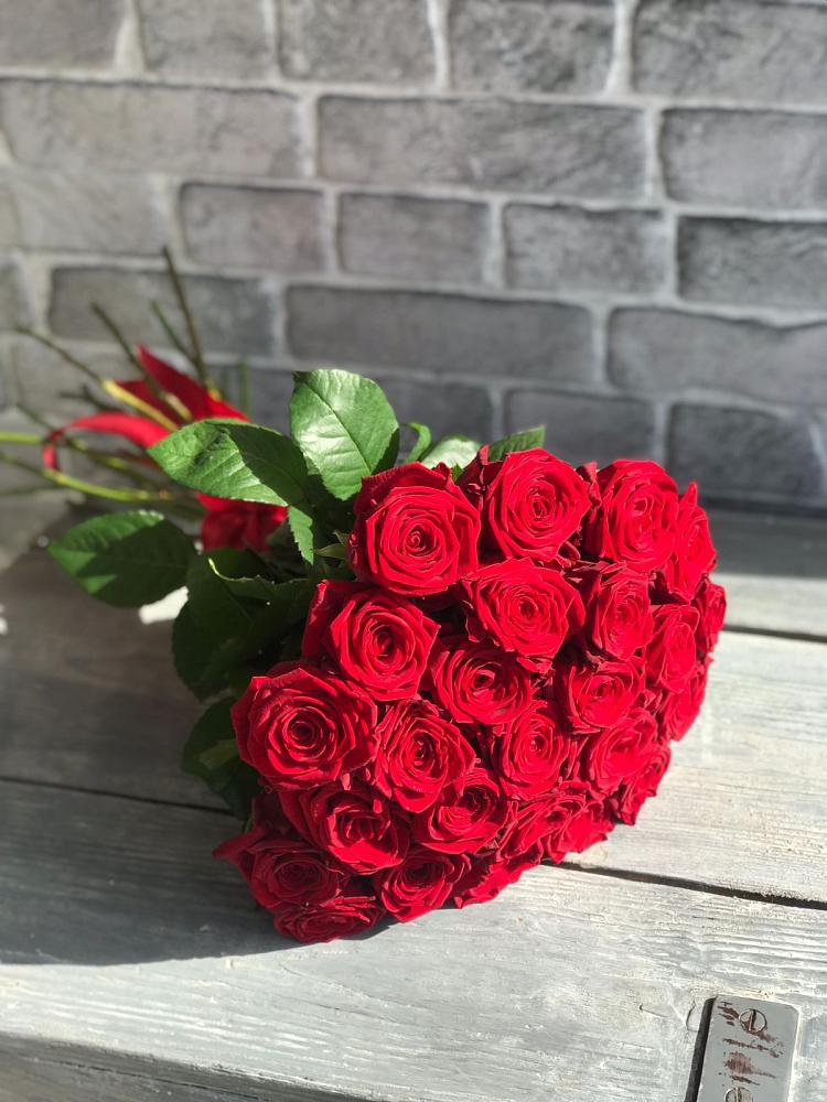 Букет Красные розы Фридом в Дмитровское