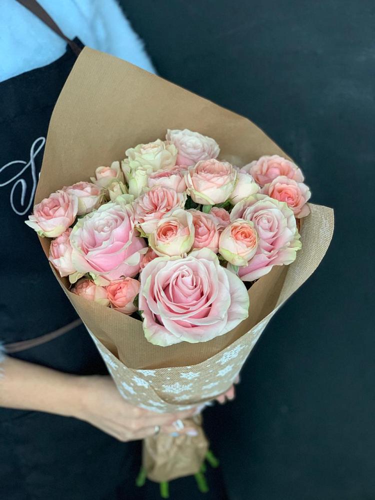 Букет цветов из: Хризантемы и Розы в Дмитровское