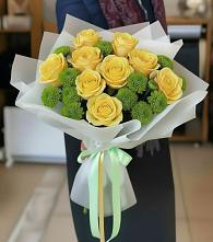 Букет цветов из:  Хризантемы и Розы в Дмитровское