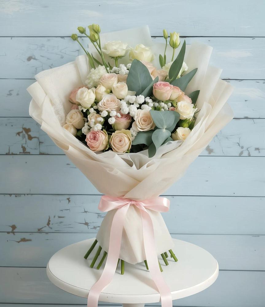 Букет цветов из: Розы и Лизиантусы в Дмитровское