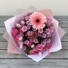 Букет цветов из:  Розы, Герберы и Хризантемы в Дмитровское