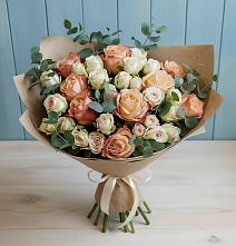 Букет цветов из:  Альстромерии и Розы в Дмитровское