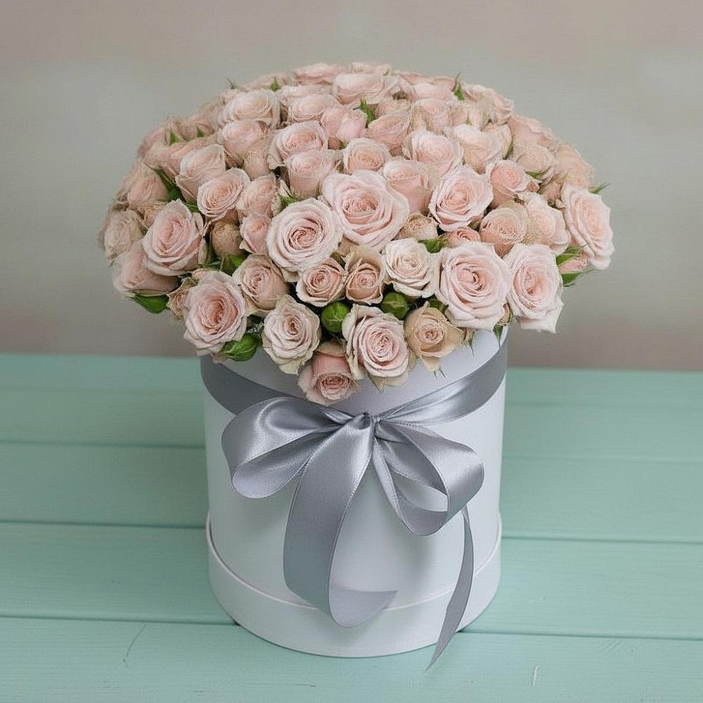 Цветочная композиция из Розы в шляпной коробке в Дмитровское